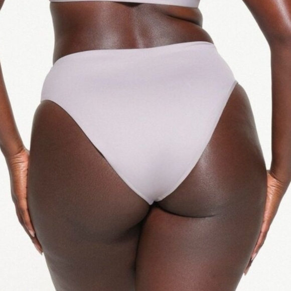 SKIMS Swim Mid Waist Bikini Bottom Swimwear Onyx Black Medium NWT - Picture 3 of 6